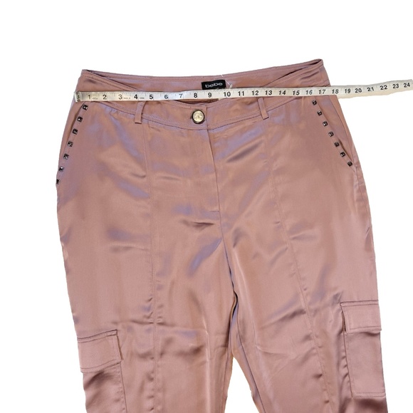 Bebe Size 12 Natural Waist Stud Detail Satin Jogger Pant Pink Cargo Pockets NWT - Picture 3 of 16